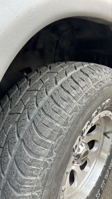 Продам диски с резиной паджеро2