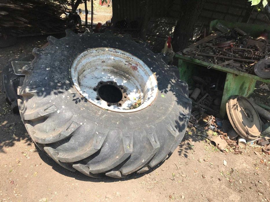 Electromotor Saviem și Roti complete combina C12M