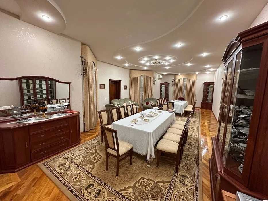 Дом 13 соток махалля Садаф ,Карасу ,Фасад 40 метров ,можно разделить