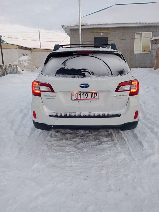 Субару аутбек универсал