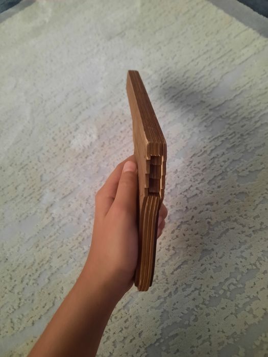 Пистолет стреляет резинками