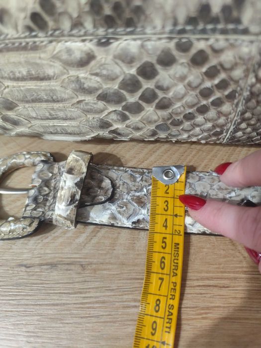 Комплект от ПИТОНОВА КОЖА -чанта за рамо и колан. Италия