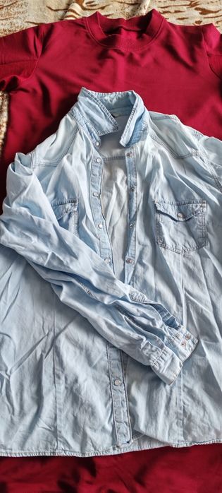 Отдам даром платье, рубашки