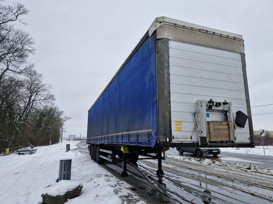 Semiremorca SCHMITZ 2016