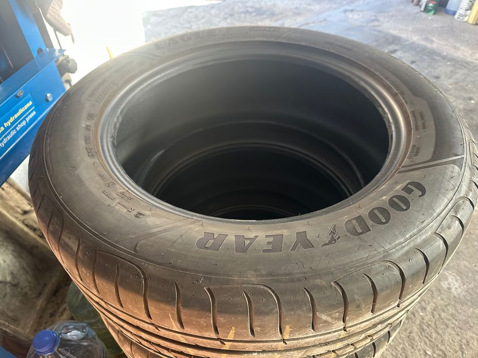 Гуми GoodYear Eagle F1 SUV 4x4  255/55/19