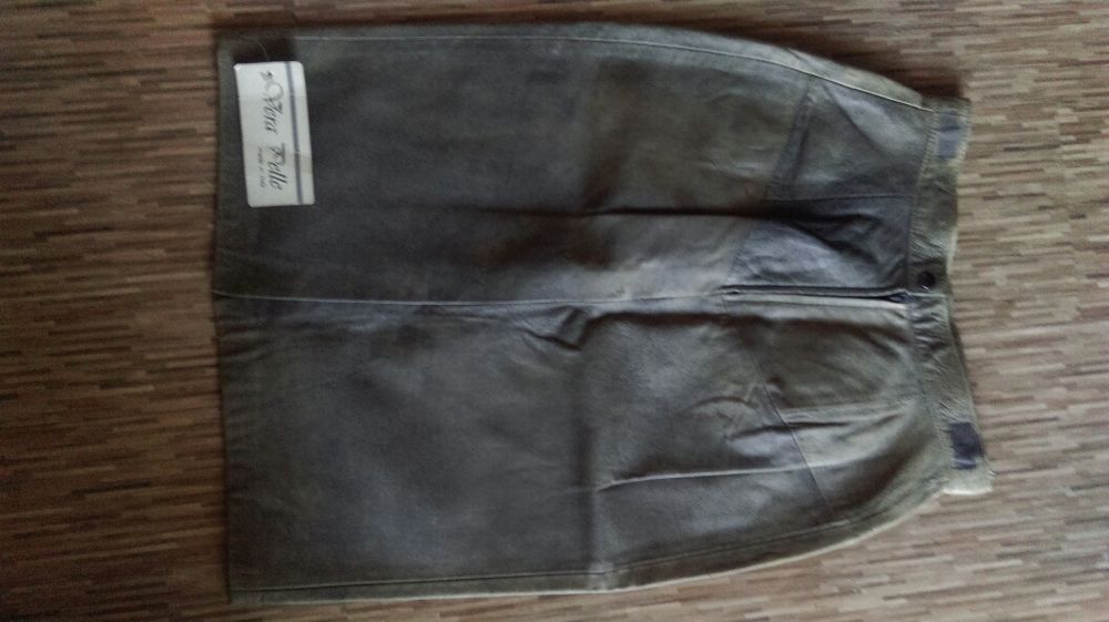 Fusta piele naturala 100%,masura S- M