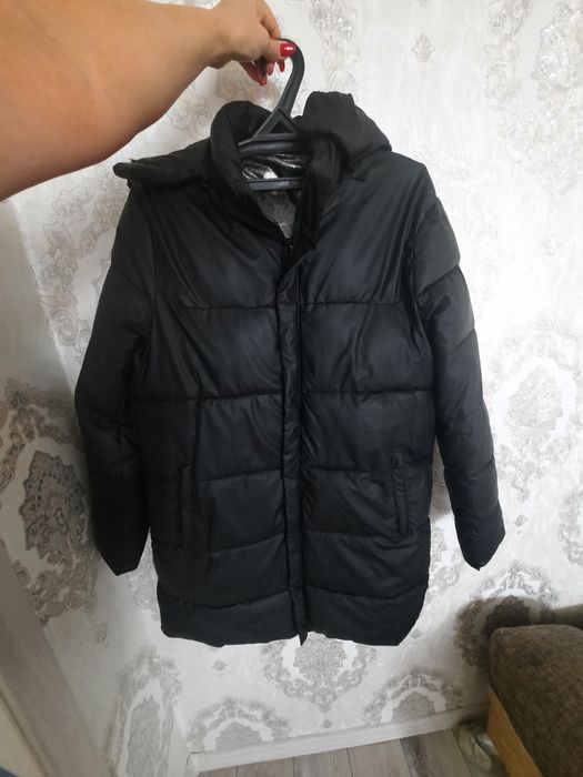 Продам подростковую весеннюю куртку