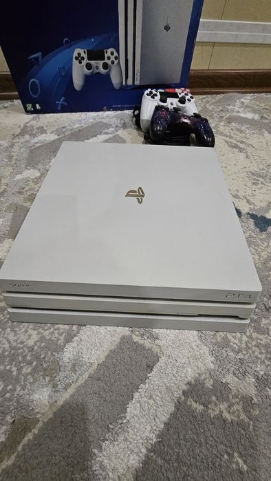 PlayStation 4 pro 1 TB