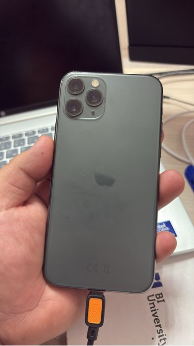 Айфон 11 про в хорошем сост