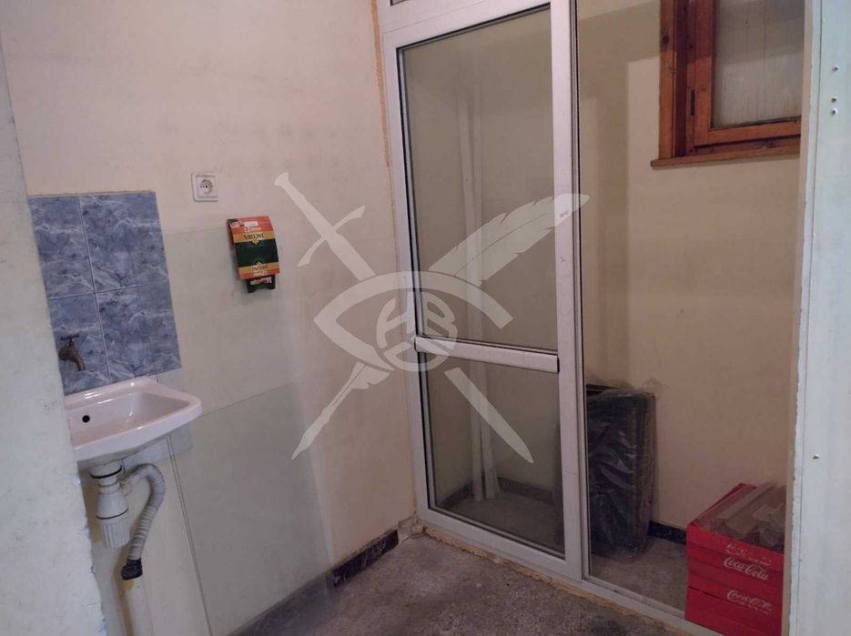 Продава се Магазин в Бургас, Славейков - 60 кв.м за 700 €/кв.м - Снимка #4