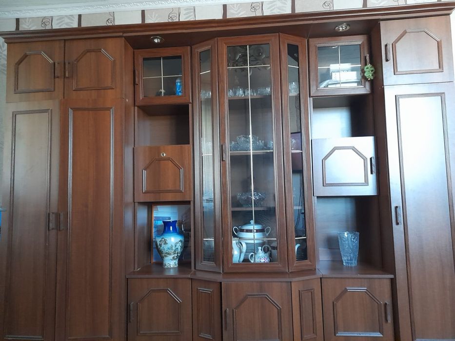 Продаётся стенка