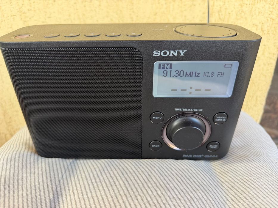 Radio portabil cu DAB Sony XDR-S61D Negru