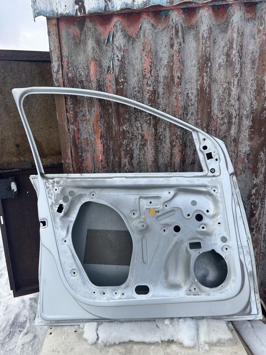 Водительская дверь VW Polo