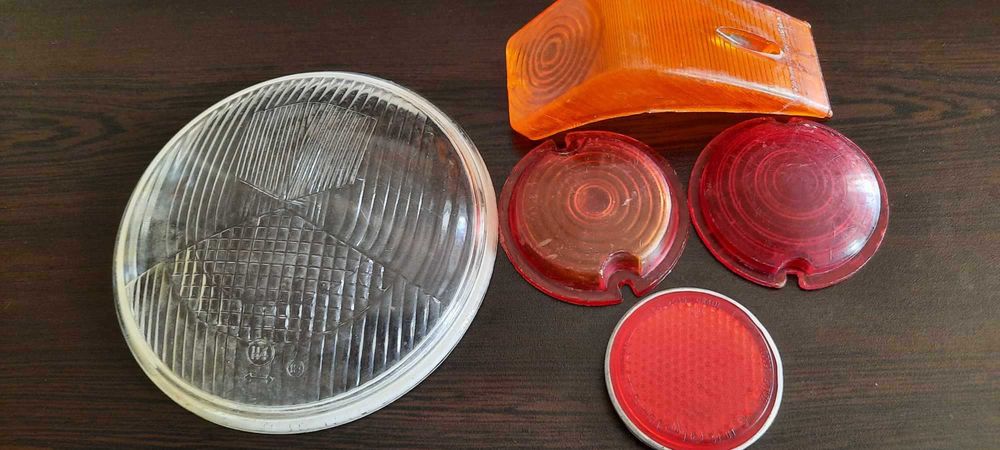 Седалки и други дреболии.Волга ГАЗ 24