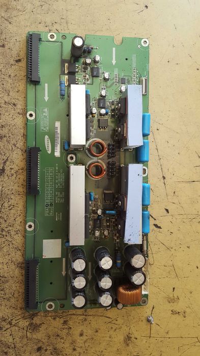 Телевизори Sony, Philips, Crown на части