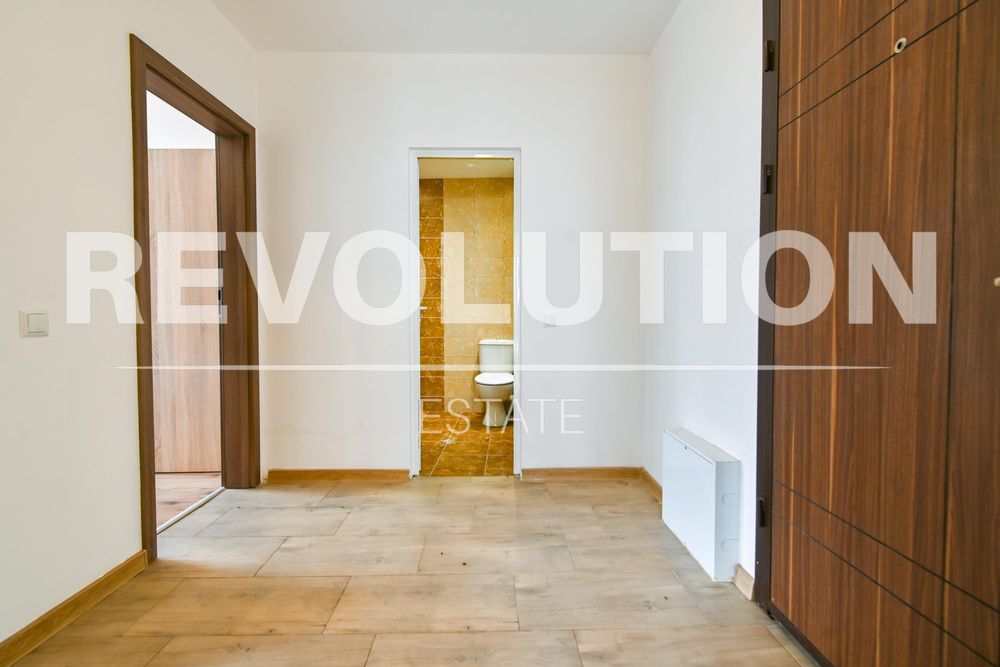 Дава се под наем Тристаен апартамент в София, Надежда 2 - 80 кв.м за 698.19 € - Снимка #9