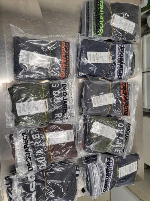 Продавам мъжки боксерки DSquared2