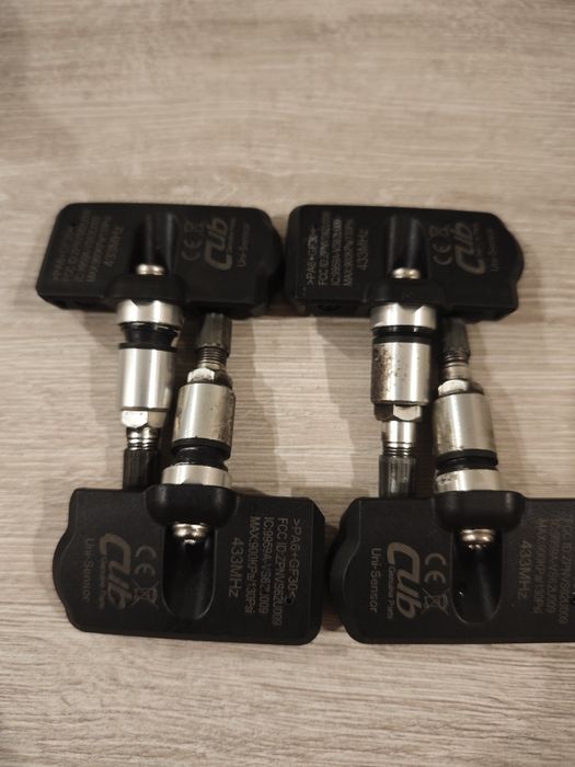 Датчици/TPMS сензори за налягането в гумите за Мерцедес GLC