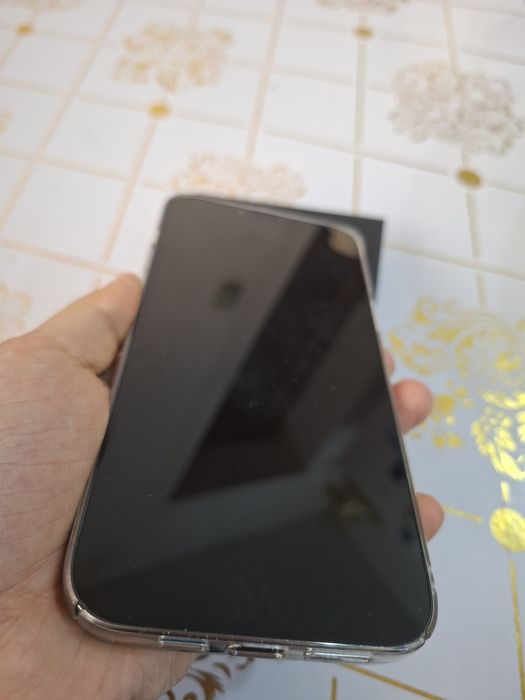 Iphone 13 pro max ishlashiga gap yok hammayeri toza 85% yomkost