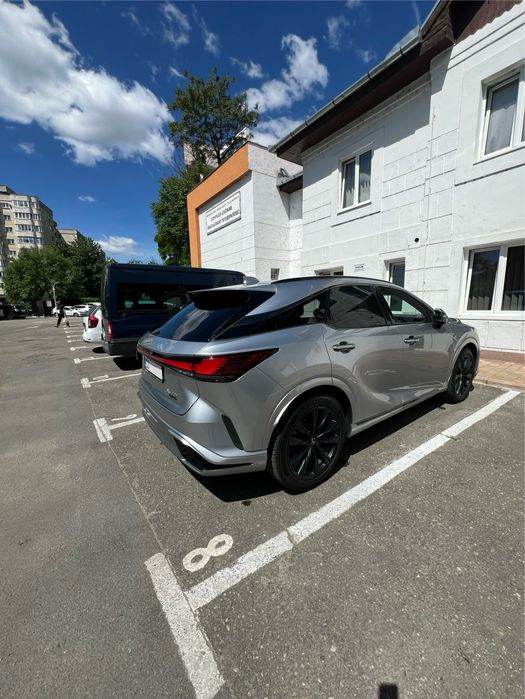 Vand LEXUS RX F performance