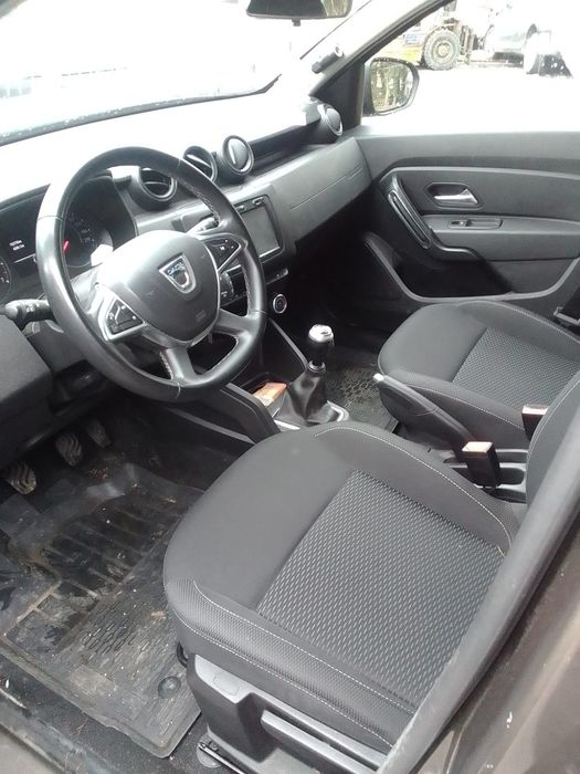Dacia duster avariat 4x4
