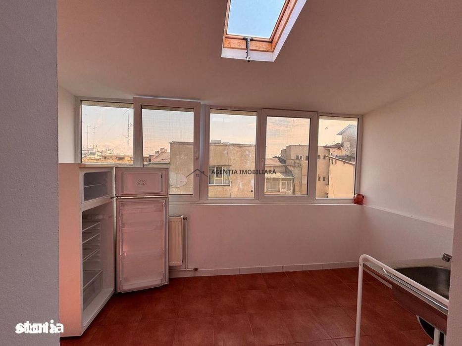 Cișmigiu/ Studio 25 mp, Brezoianu,