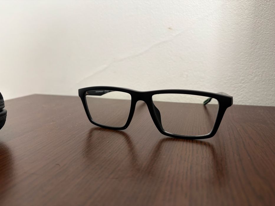 Rame ochelari Emporio Armani – design modern, stare foarte bună