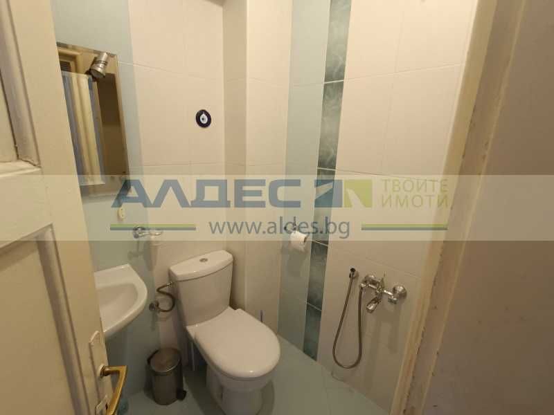 Дава се под наем Тристаен апартамент в София, Яворов - 135 кв.м за 950 € - Снимка #13