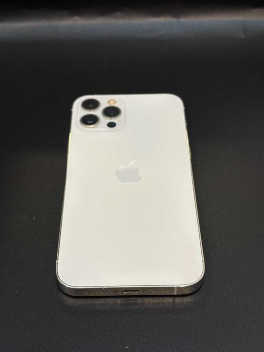 HOPE AMANET P8 Iphone 12 Pro 256 GB Baterie 74%
