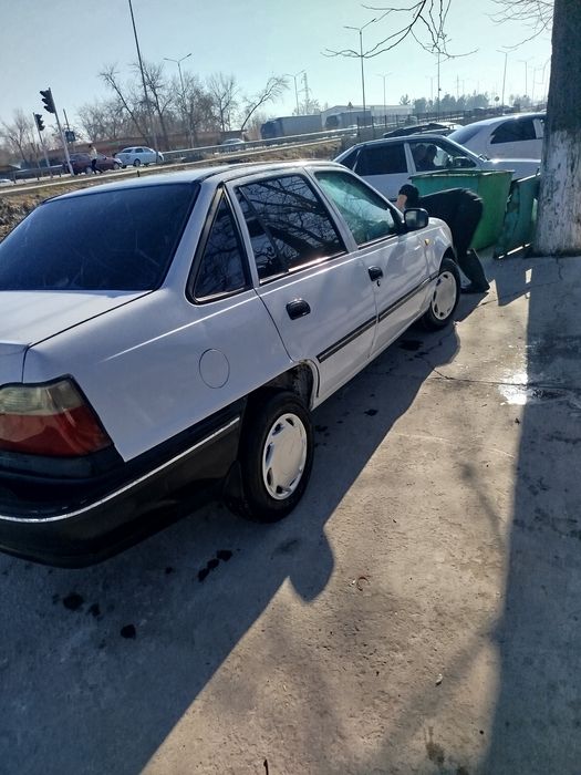 Nexia sotiladi xoladi yaxshi i suyagi butun