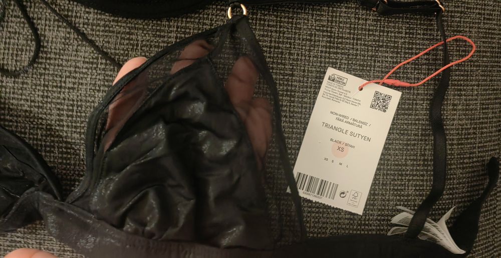 Set sutiene noi cu etichetă Penti