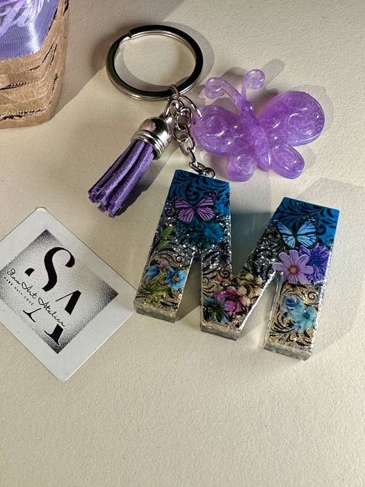 Ключодържатели -букви от епоксидна смола