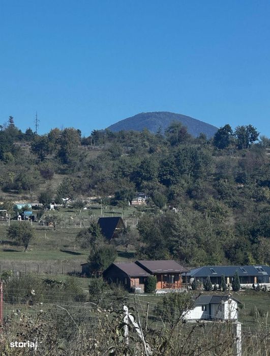 Teren cu cabana tip A frame in Vulcan Brasov