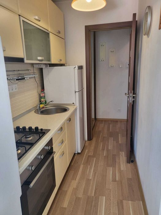 Proprietar închiriez garsonieră