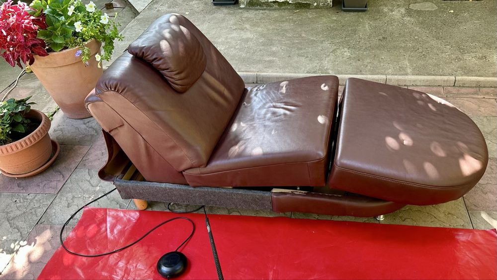 Canapea, fotoliu, divan din piele naturala, rabatabila cu telecomanda!