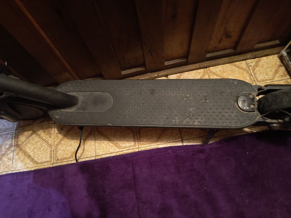 Vând trotinetă Xiaomi pro 2