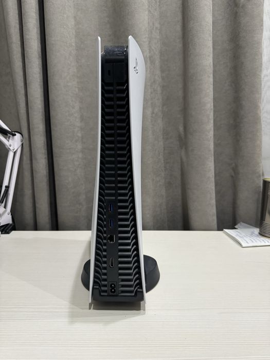 Продаю PlayStation 5