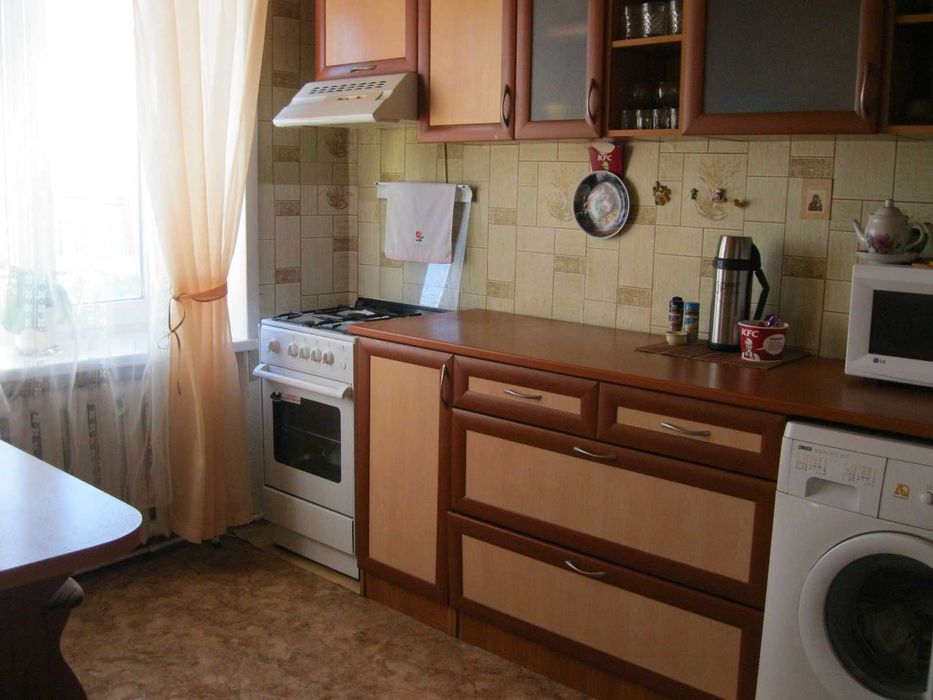 Продам ДОМ со всеми постройками и удобствами