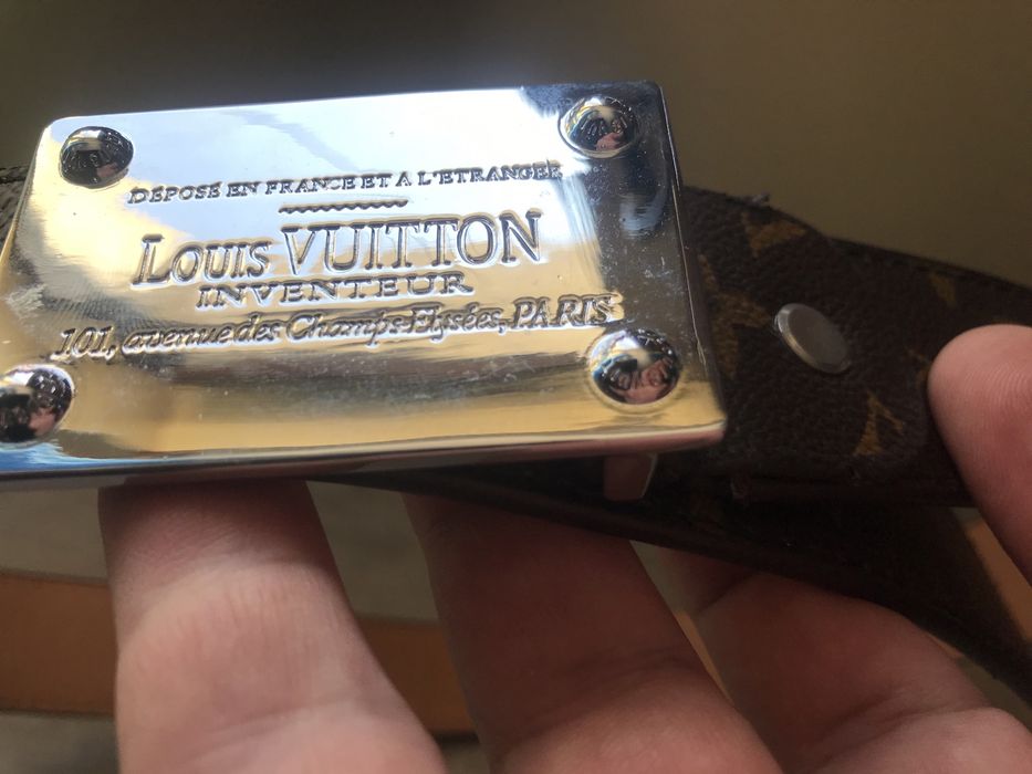 Curea Louis Vuitton  , impecabila