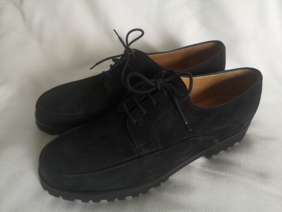 Нови обувки естествен велур, номер 40