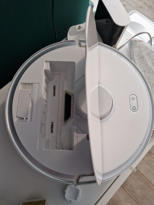 Roborock S5 Max- 550 ron ( stare f buna)
