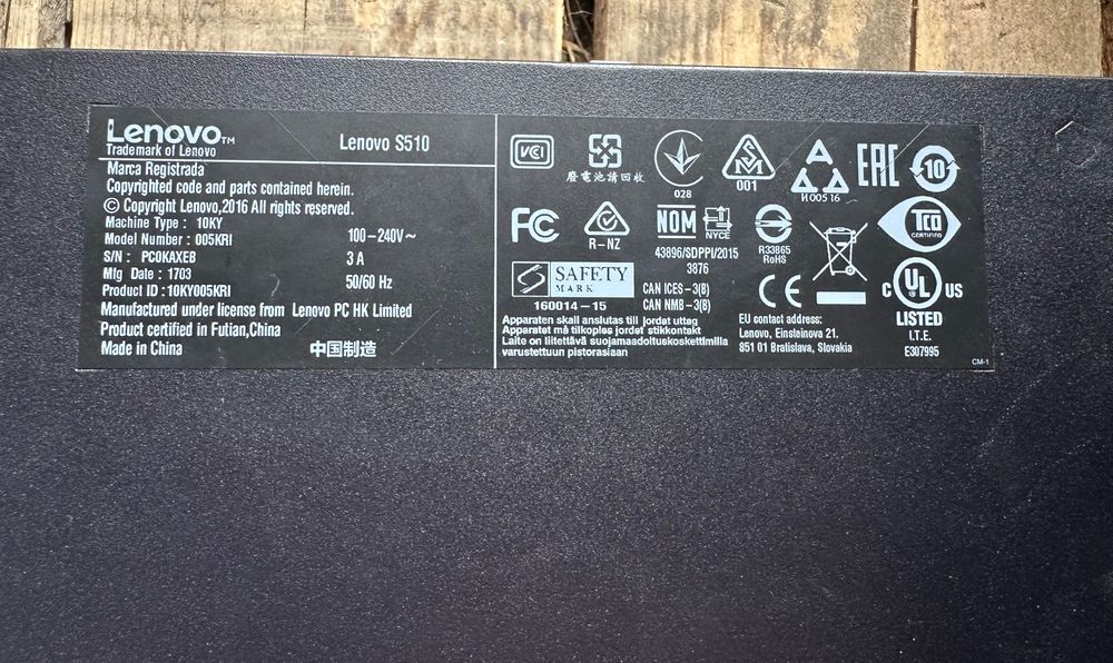 Vând pc uri Vechi funcționale, prețul este pe bucata