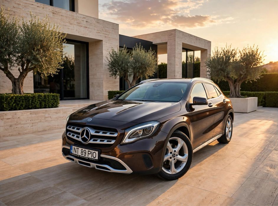 Mercedes-Benz GLA 220d 4Matric Automatic- 16900E