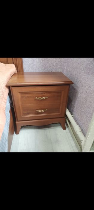 Продам спальный гарнитур
