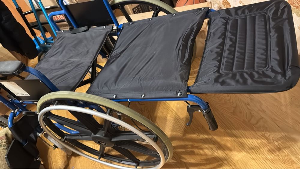 Инвалидная коляска