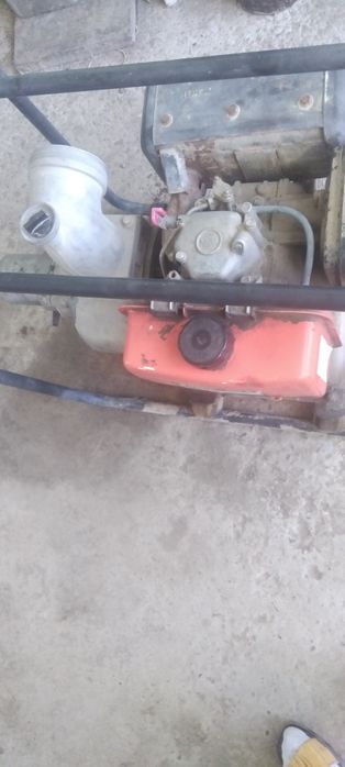 Vada pompa sotilade xolade yaxshe 100talik  o'zi salarkalik keleshtere