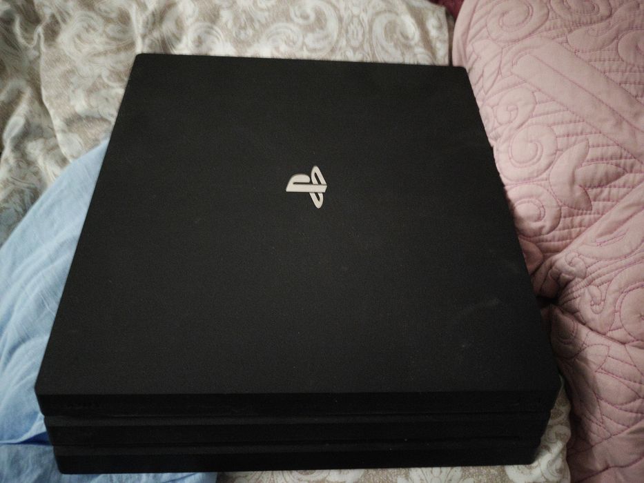 Sony ps4 pro 1000гб