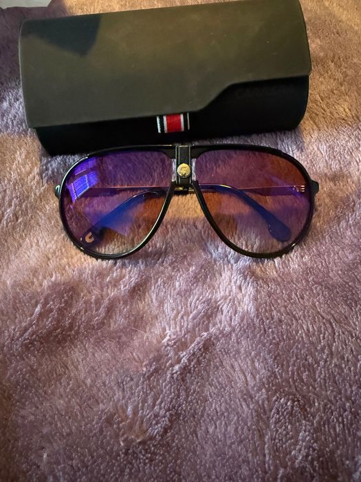 Продавам няколко чифта слънчеви очила