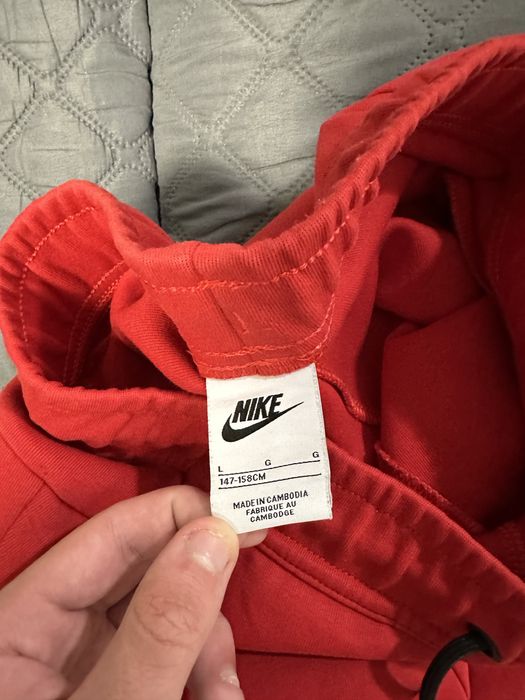 Pantaloni Nike Tech Fleece