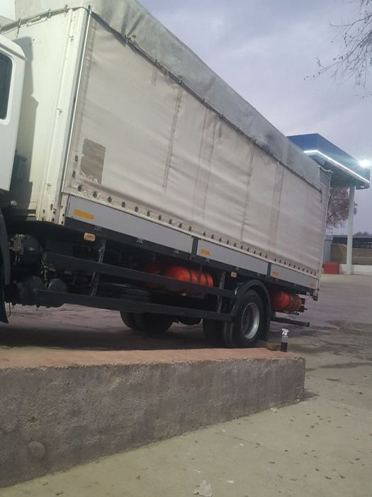 Man yuk mashinasi srochni sotiladi